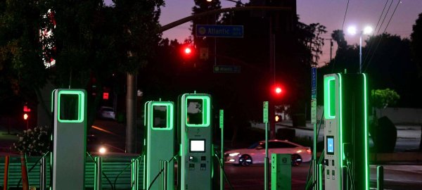 electric-vehicle-charging-image 2